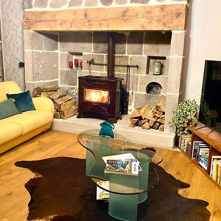 Hotel Restaurant Du Plomb Du Cantal Мюра Екстер'єр фото